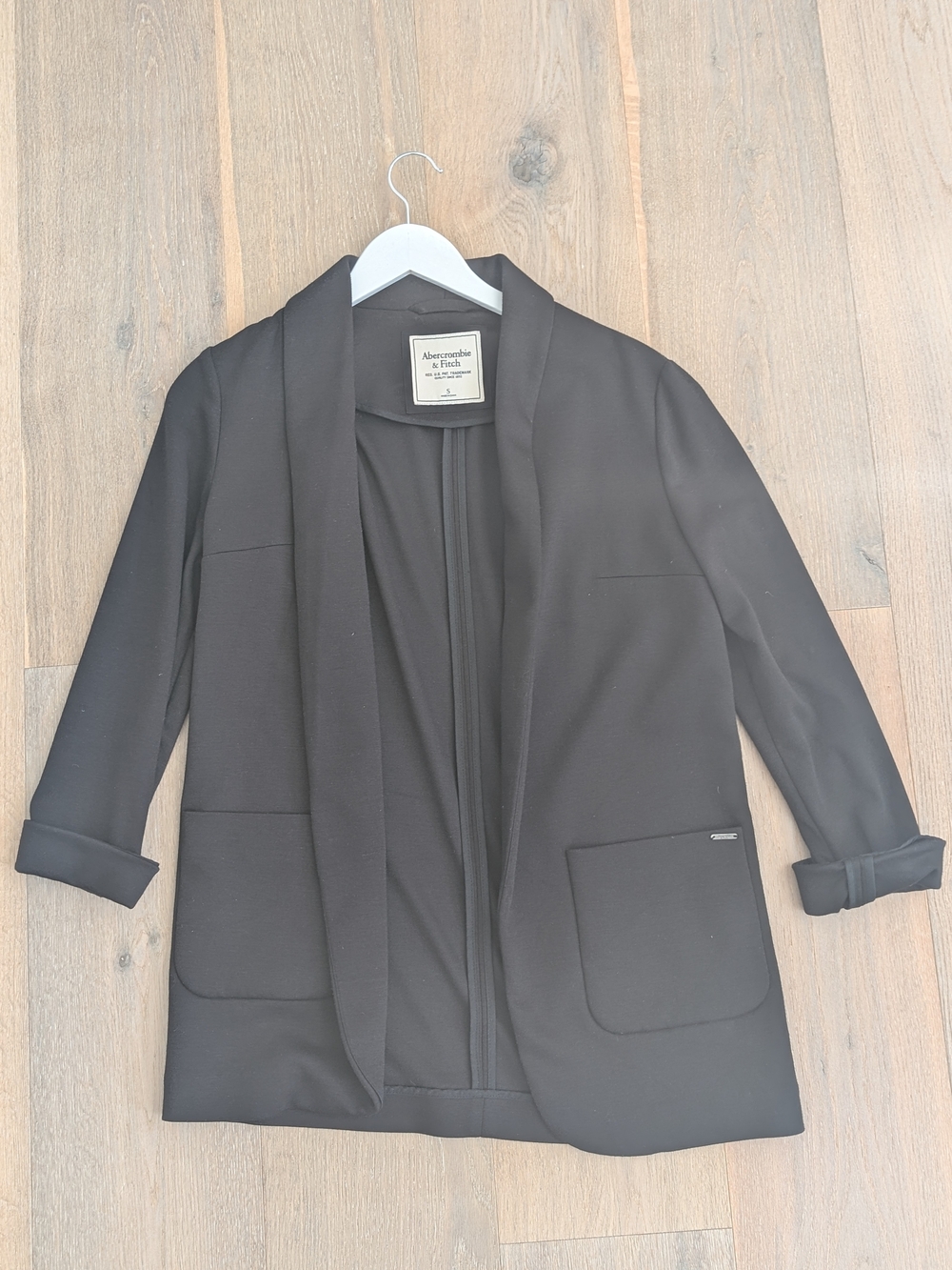 Abercrombie & Fitch Black Open-Front Blazer - Relaxed Fit